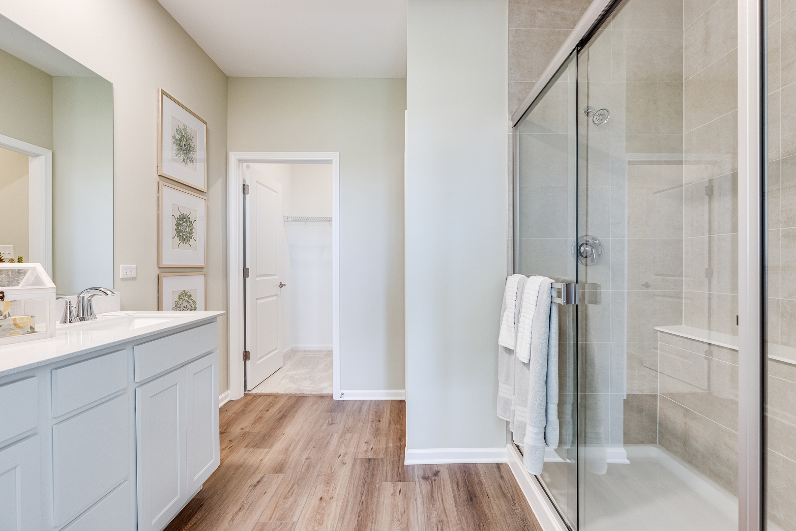 7600 Honeysuckle Lane Property Photo 14