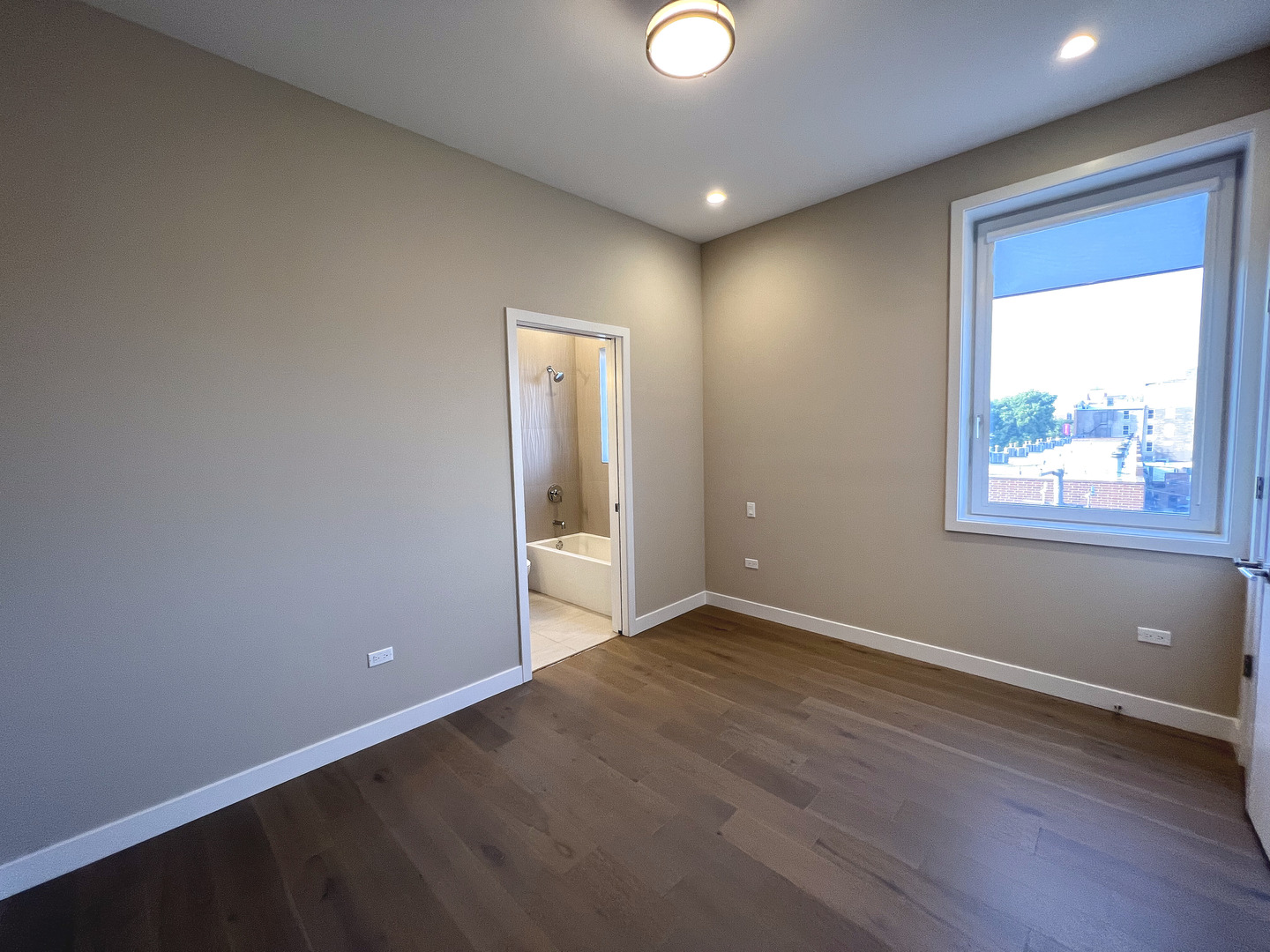 3757 N Sheffield Avenue 302 Property Photo 10