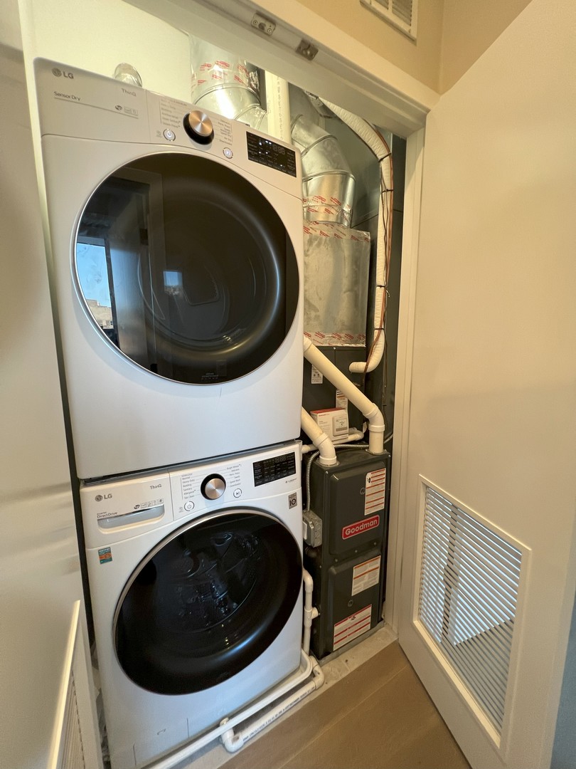 3757 N Sheffield Avenue 302 Property Photo 13