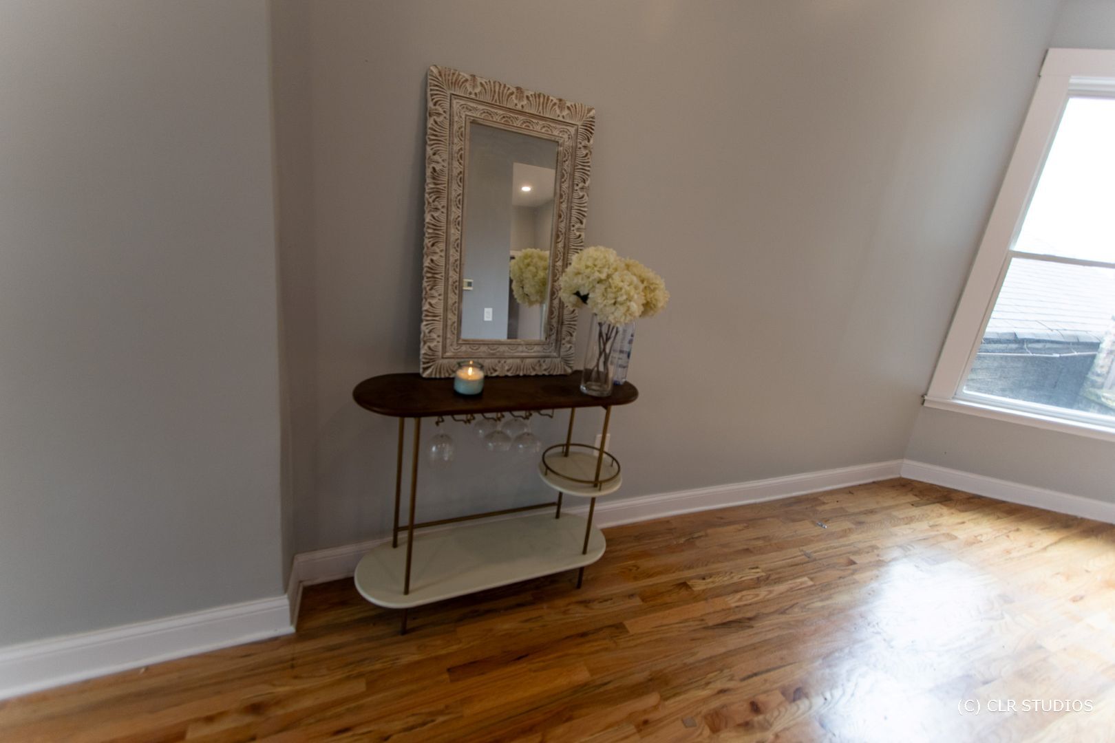 2343 W Grenshaw Street 2 Property Photo 4