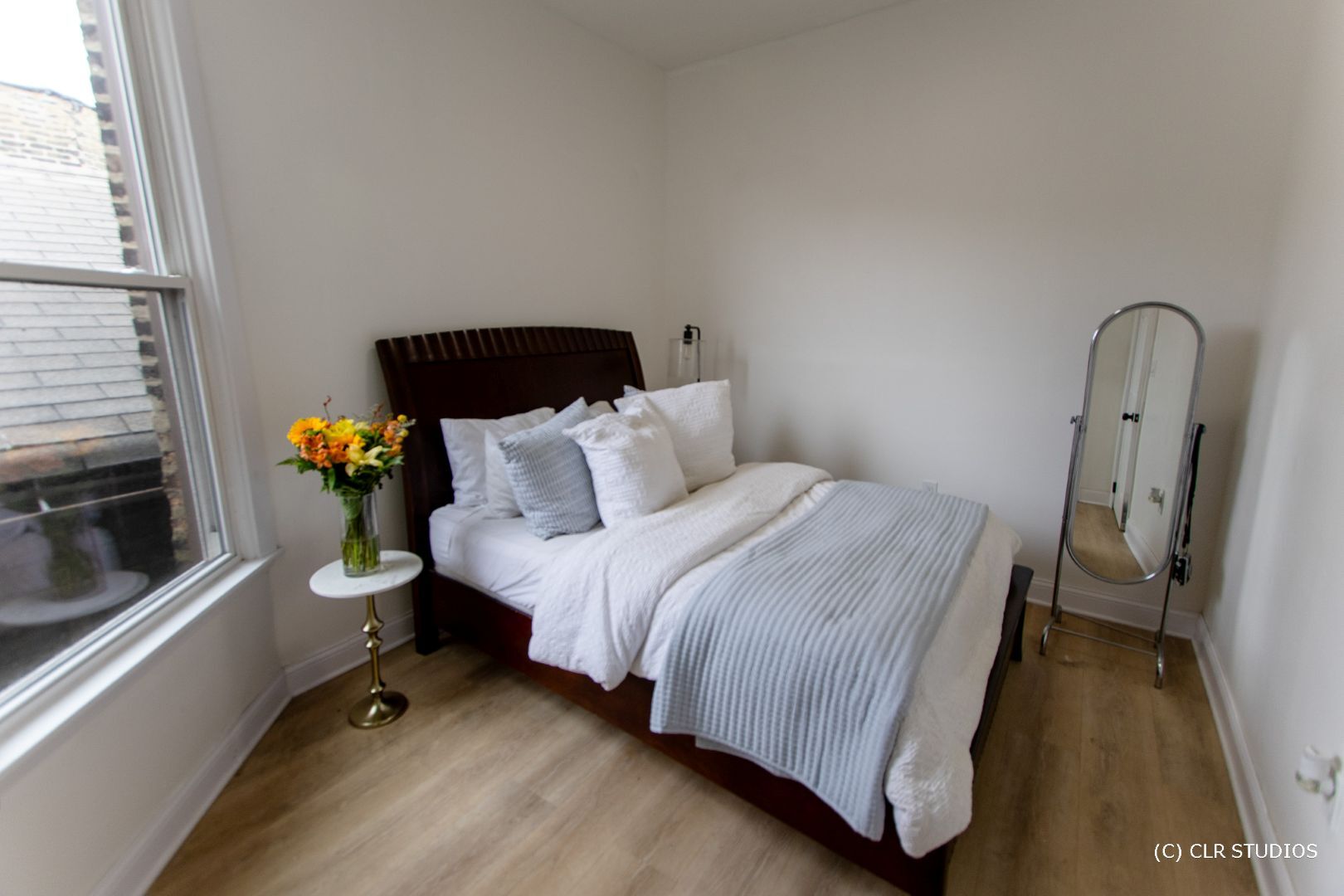 2343 W Grenshaw Street 2 Property Photo 8