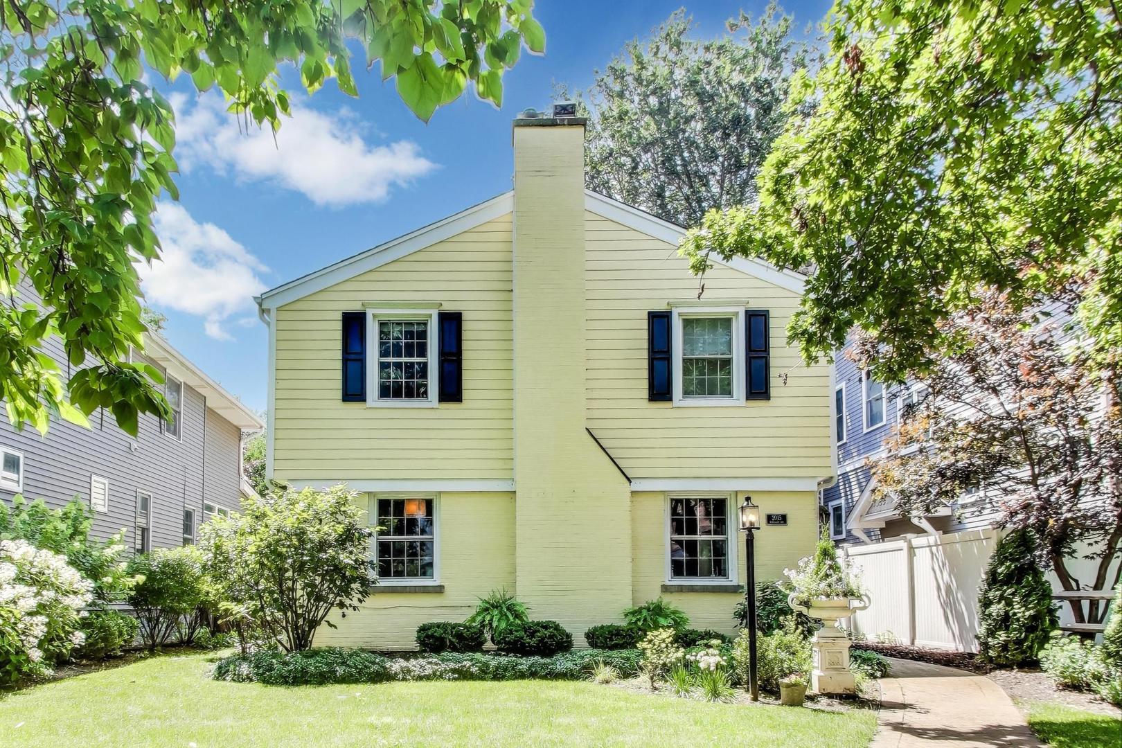 2015 Schiller Avenue Property Photo 1