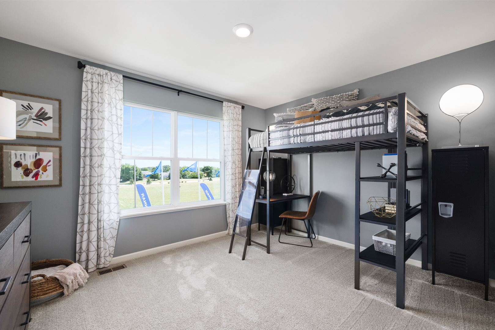 1081 Waterford Street Property Photo 12