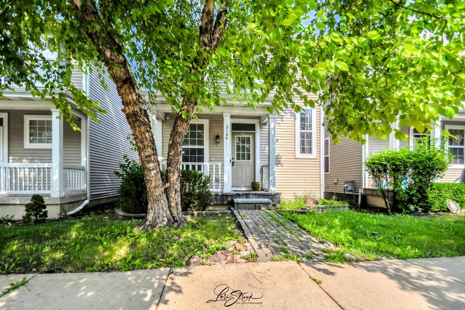 2124 GRAYHAWK Drive