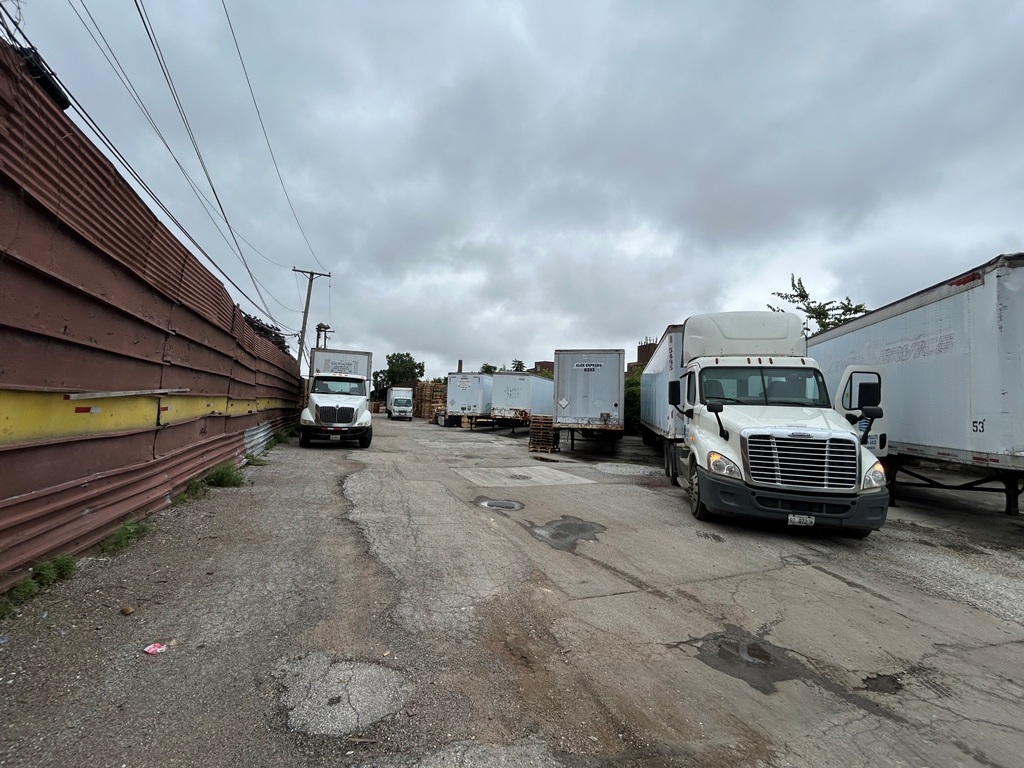 4600 W Armitage Avenue Property Photo 5
