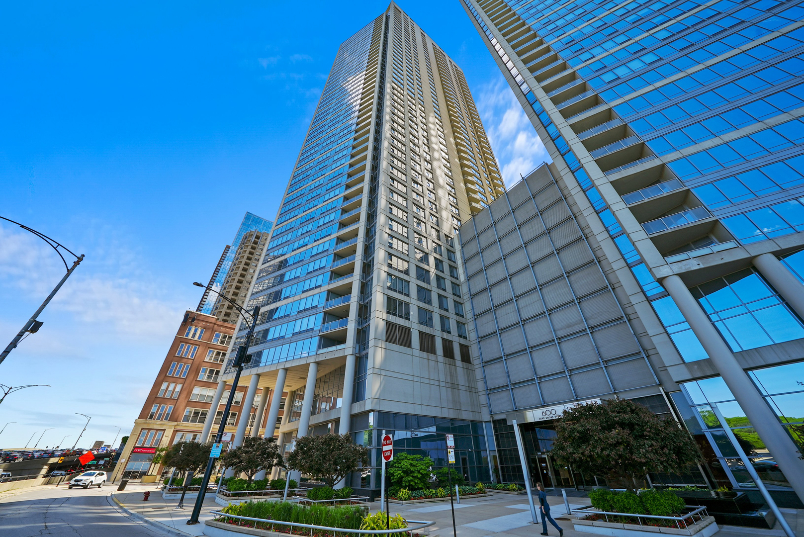 600 N Lake Shore Drive 1105 Property Photo 1