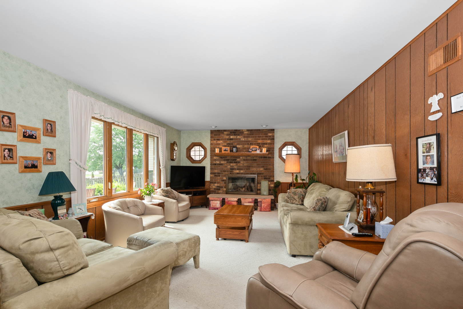 17533 Pecan Lane Property Photo 10