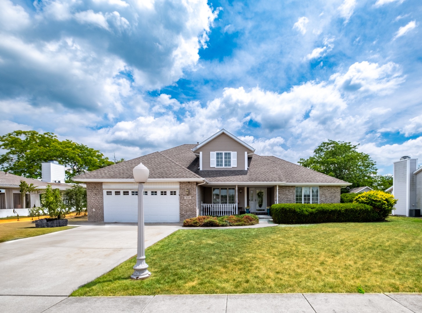 308 Calla Drive Property Photo 1