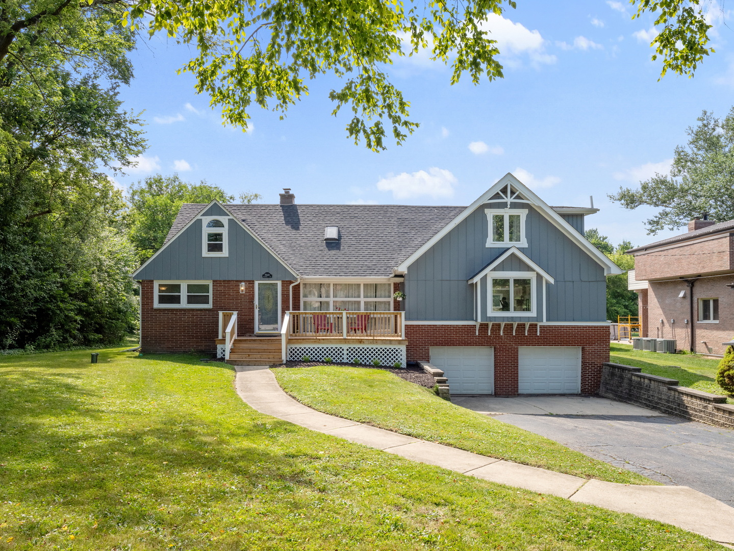 120 Sycamore Avenue Property Photo 1