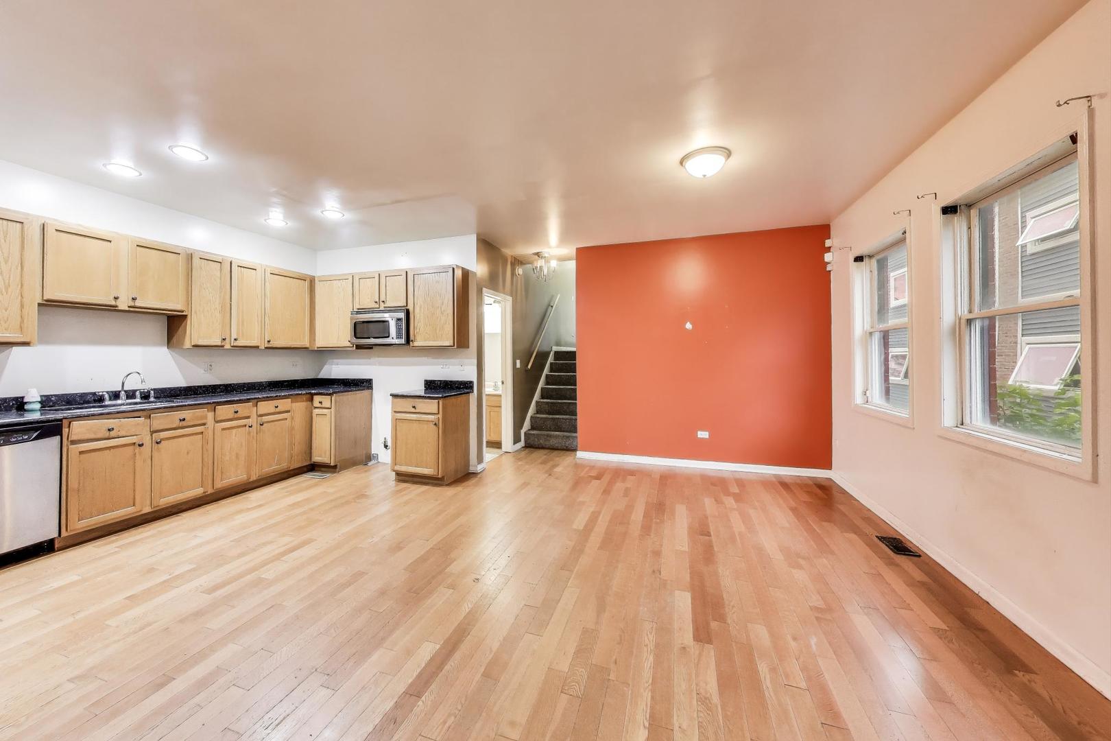 1431 W 108th Street C Property Photo 6