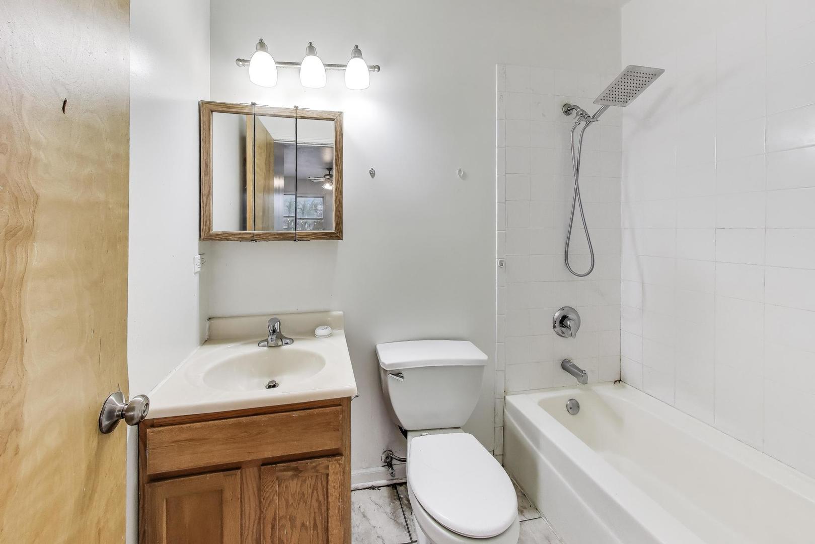 1431 W 108th Street C Property Photo 14
