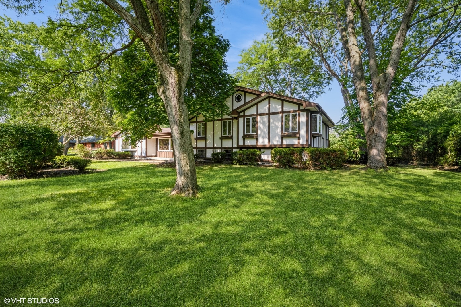 1950 Strenger Lane Property Photo 1