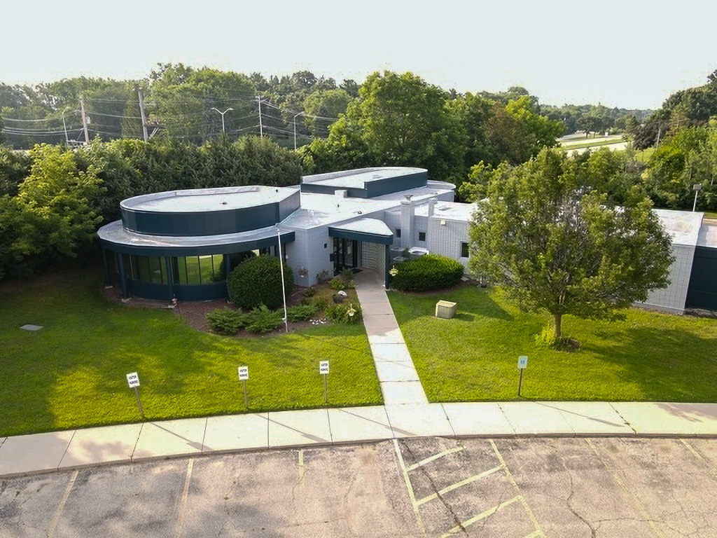8500 Green Bay Road