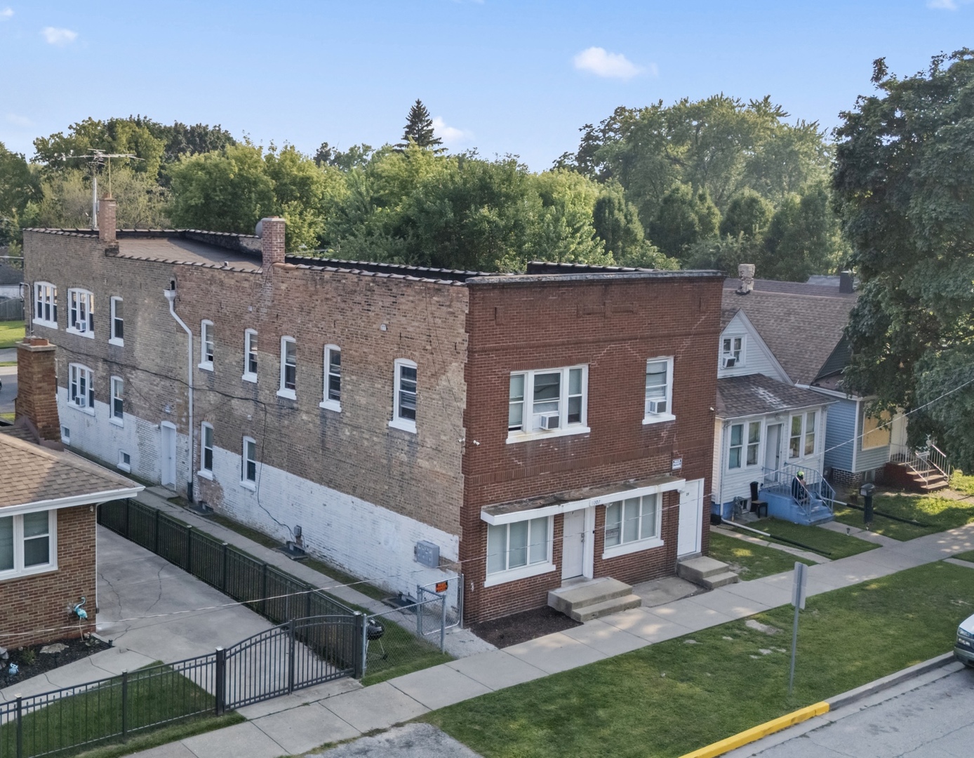 1007 8th Street Property Photo 1