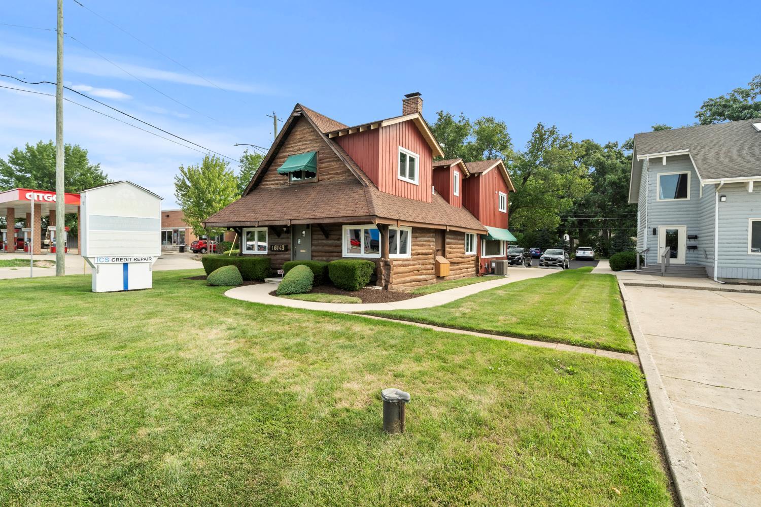 16143 South Lincoln Highway Property Photo 1