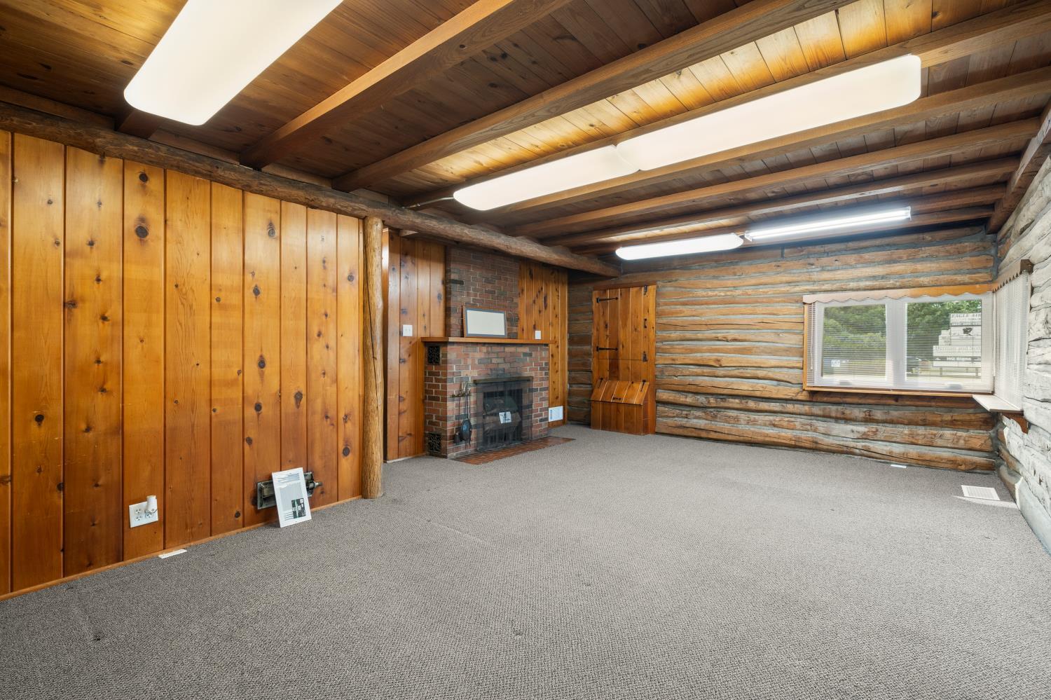 16143 South Lincoln Highway Property Photo 21