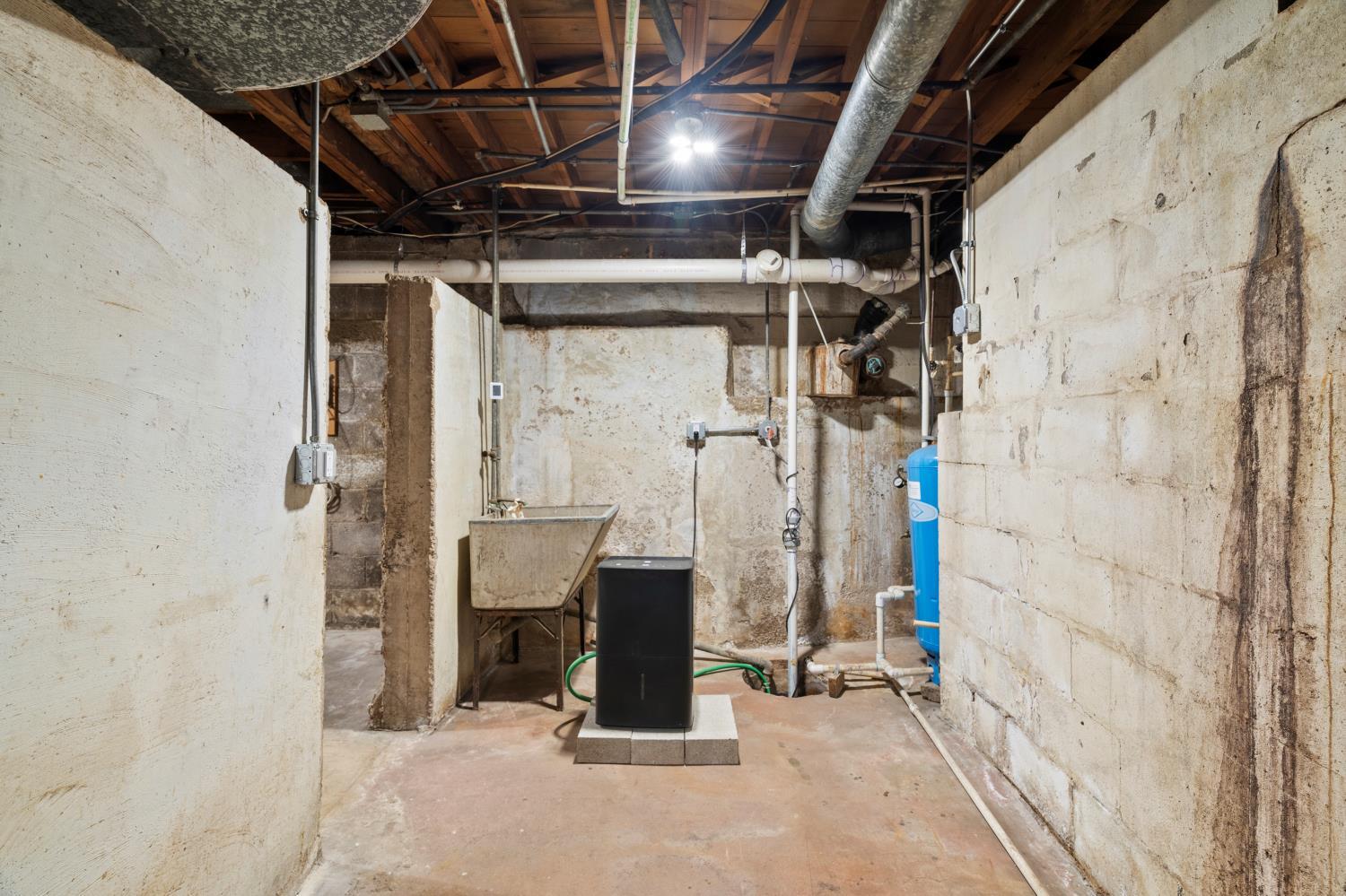 16143 South Lincoln Highway Property Photo 30