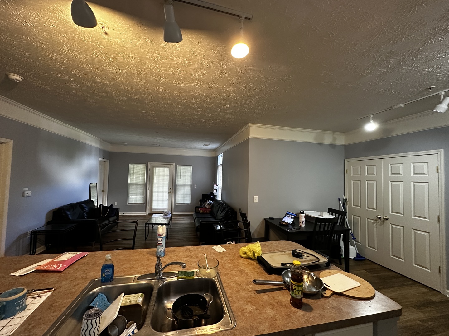 1903 N Lincoln Avenue 116 Property Photo 6