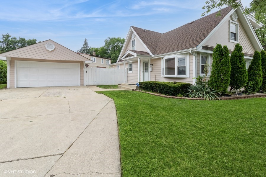 110 N Prater Avenue Property Photo 1