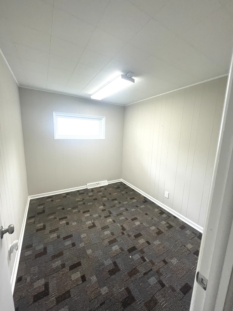 328 Park Lane Drive Property Photo 5