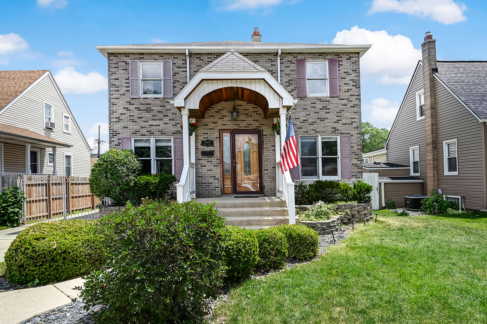 10511 S Hamlin Avenue Property Photo 1