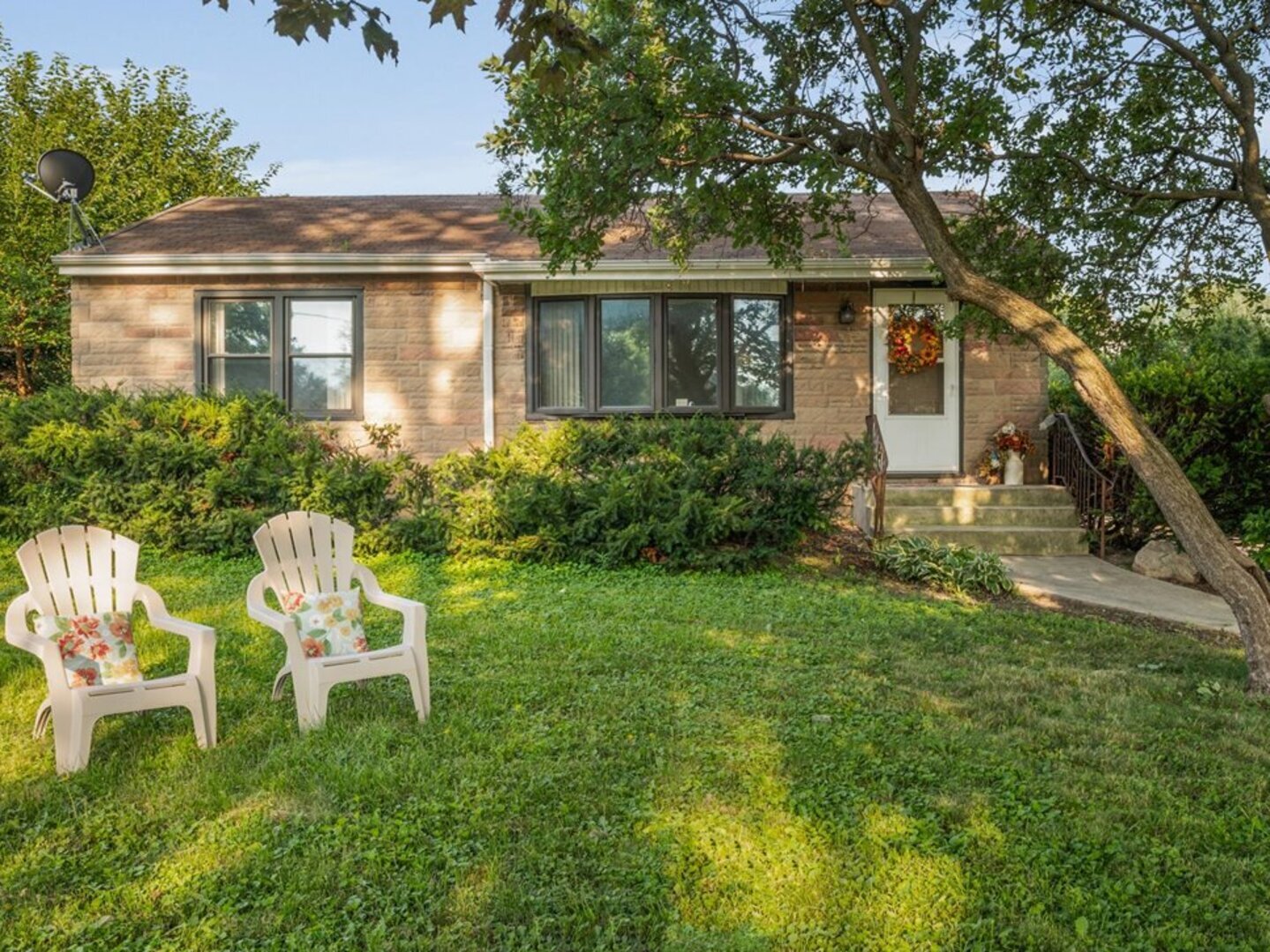 672 N Grace Street Property Photo 1