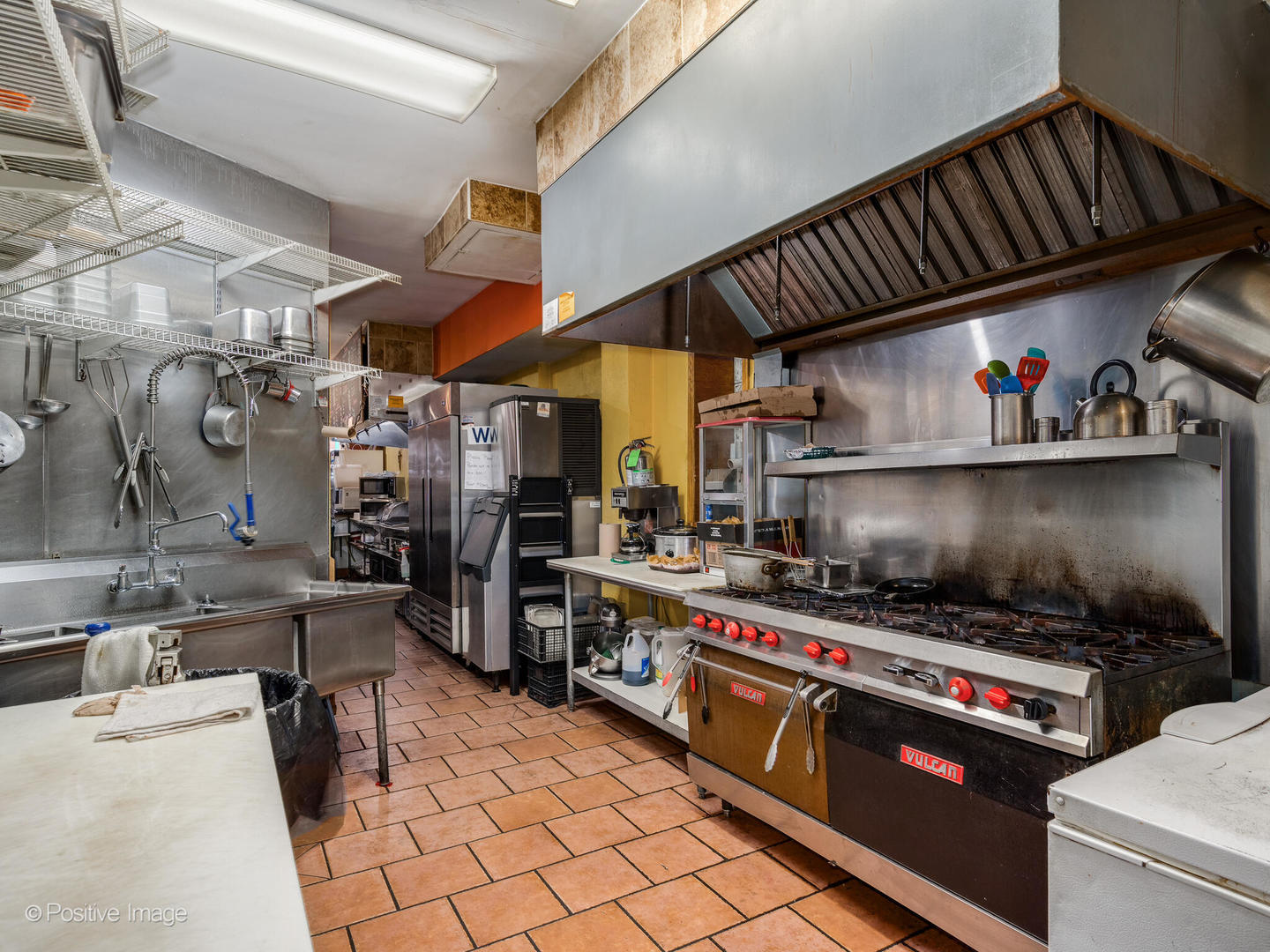 1517 W Taylor Street Property Photo 5