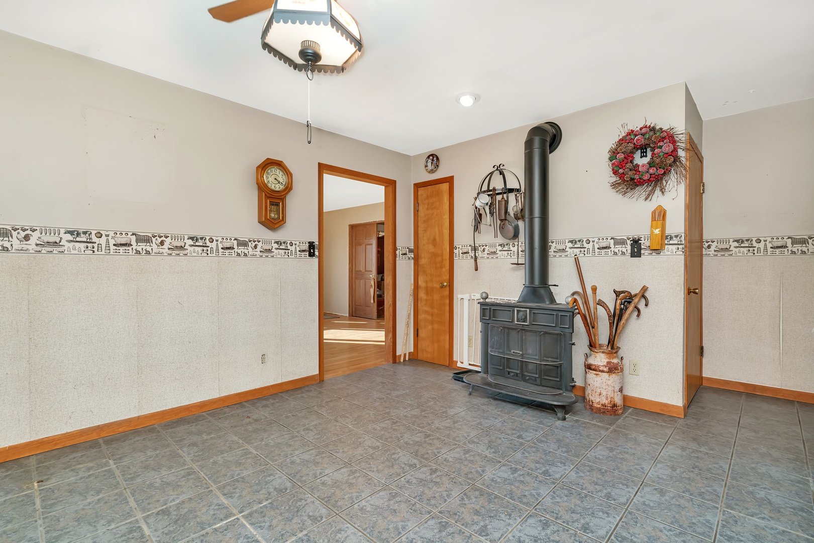 515 4th Street Property Photo 10