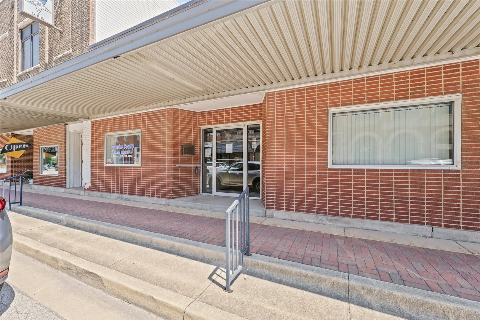 105 N Main Street Property Photo 1