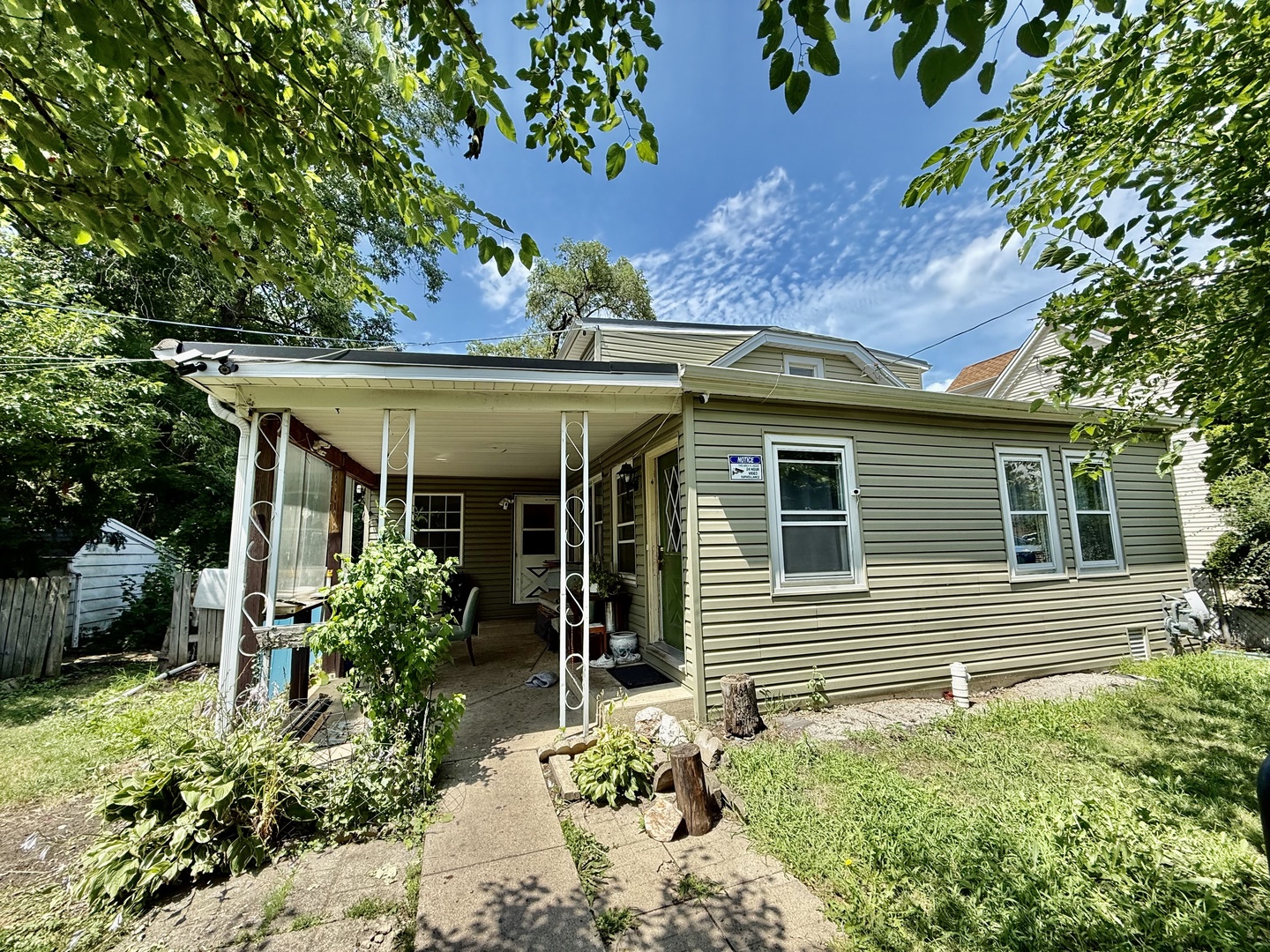 2118 Fairfield Avenue Property Photo 1