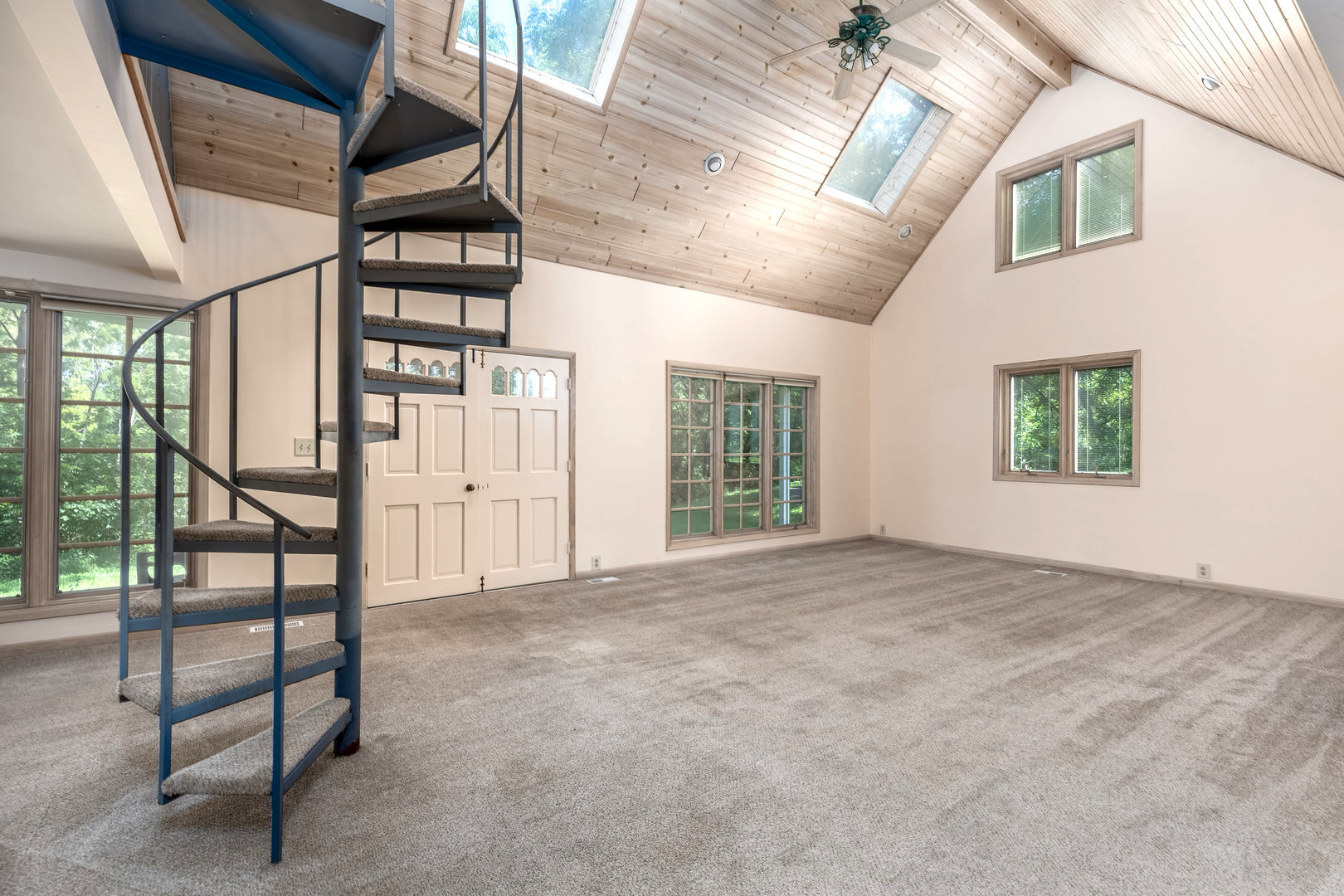 10386 B Fox River Drive Property Photo 5