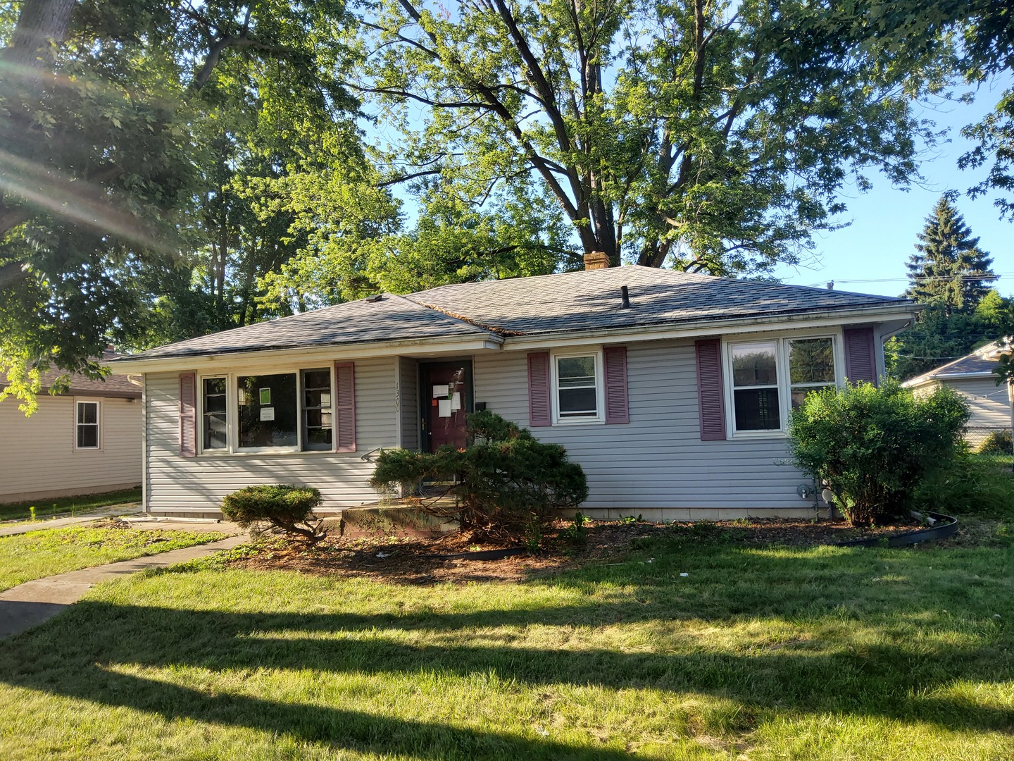 1300 Riverlane Drive Property Photo 1
