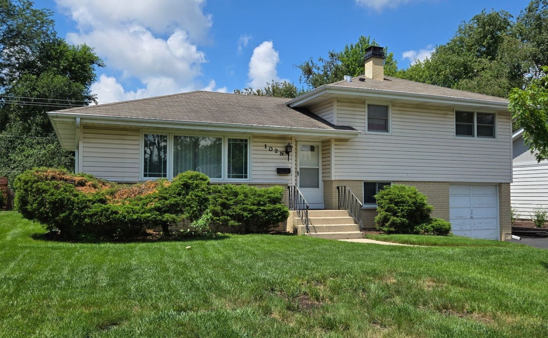 102 N Erie Street Property Photo 1
