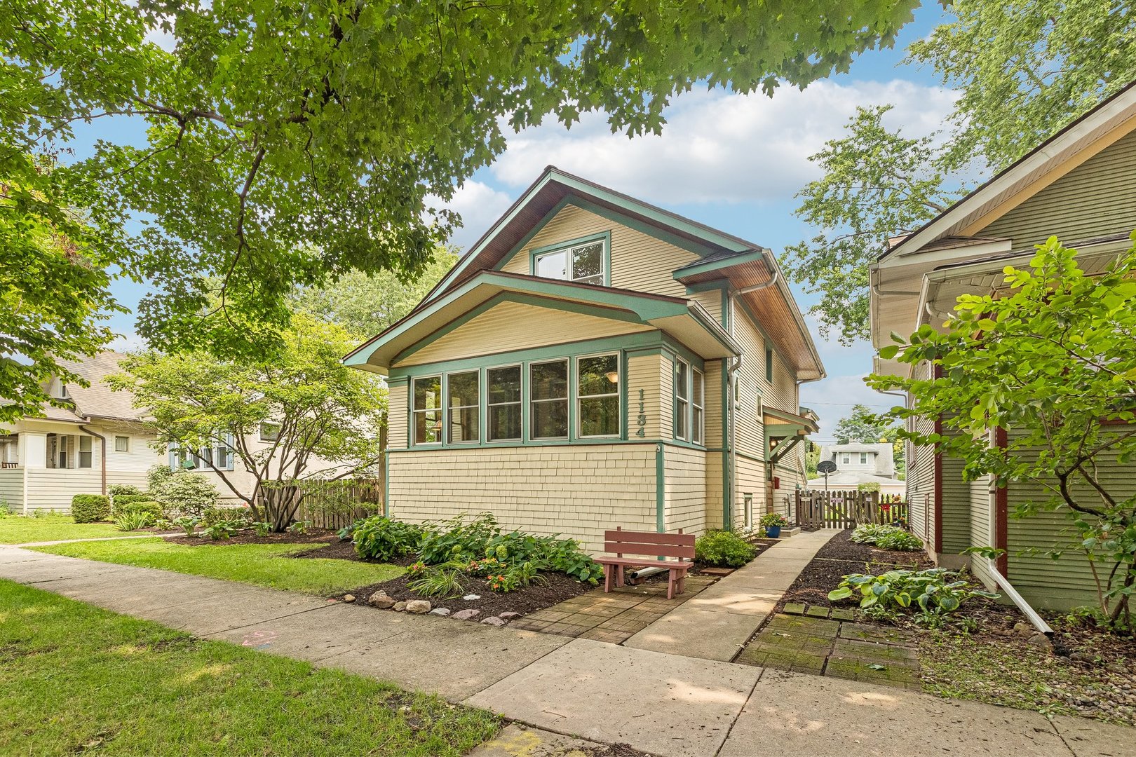 1134 S Scoville Avenue Property Photo 1
