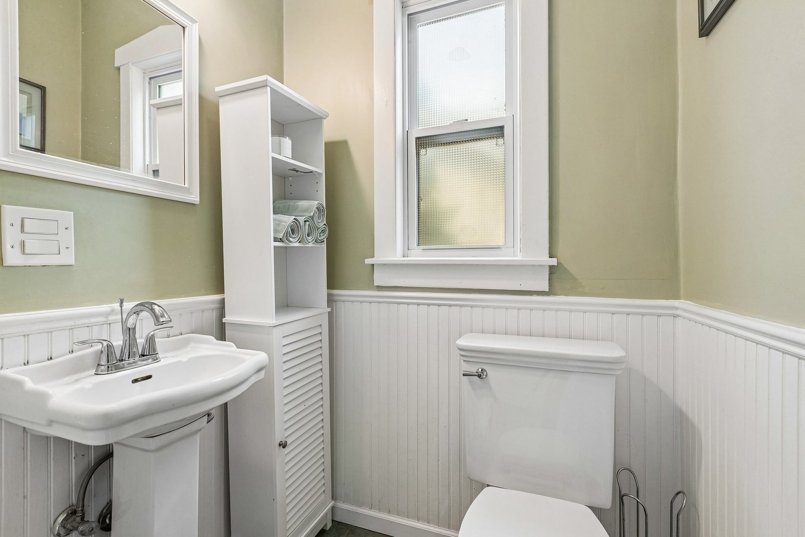 1134 S Scoville Avenue Property Photo 12