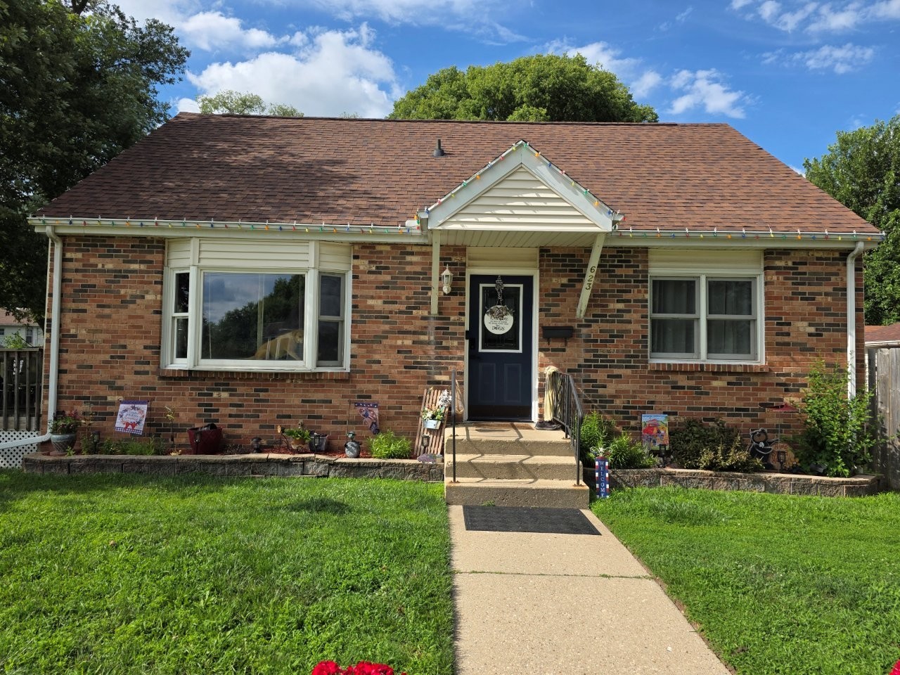 623 Grace Avenue Property Photo 1
