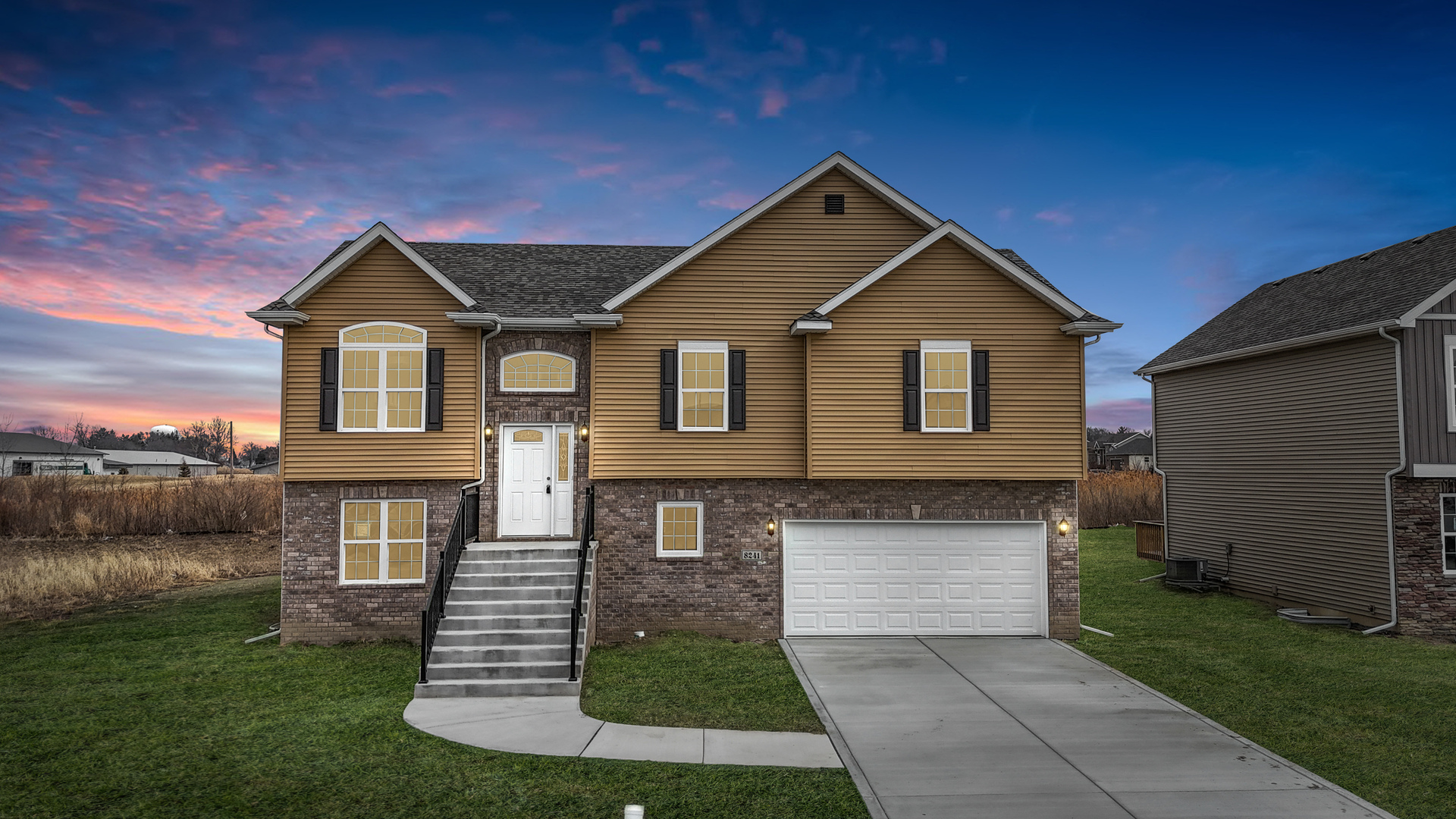8241 Dylan Drive Property Photo 4