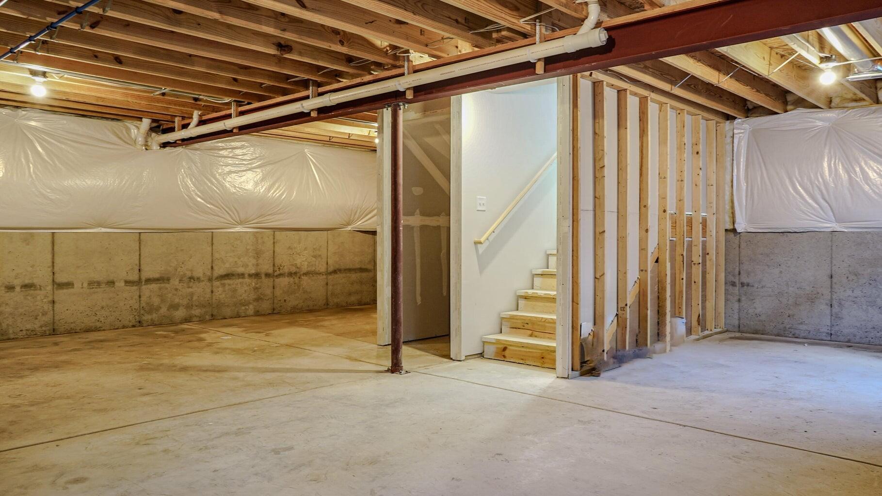 8241 Dylan Drive Property Photo 6