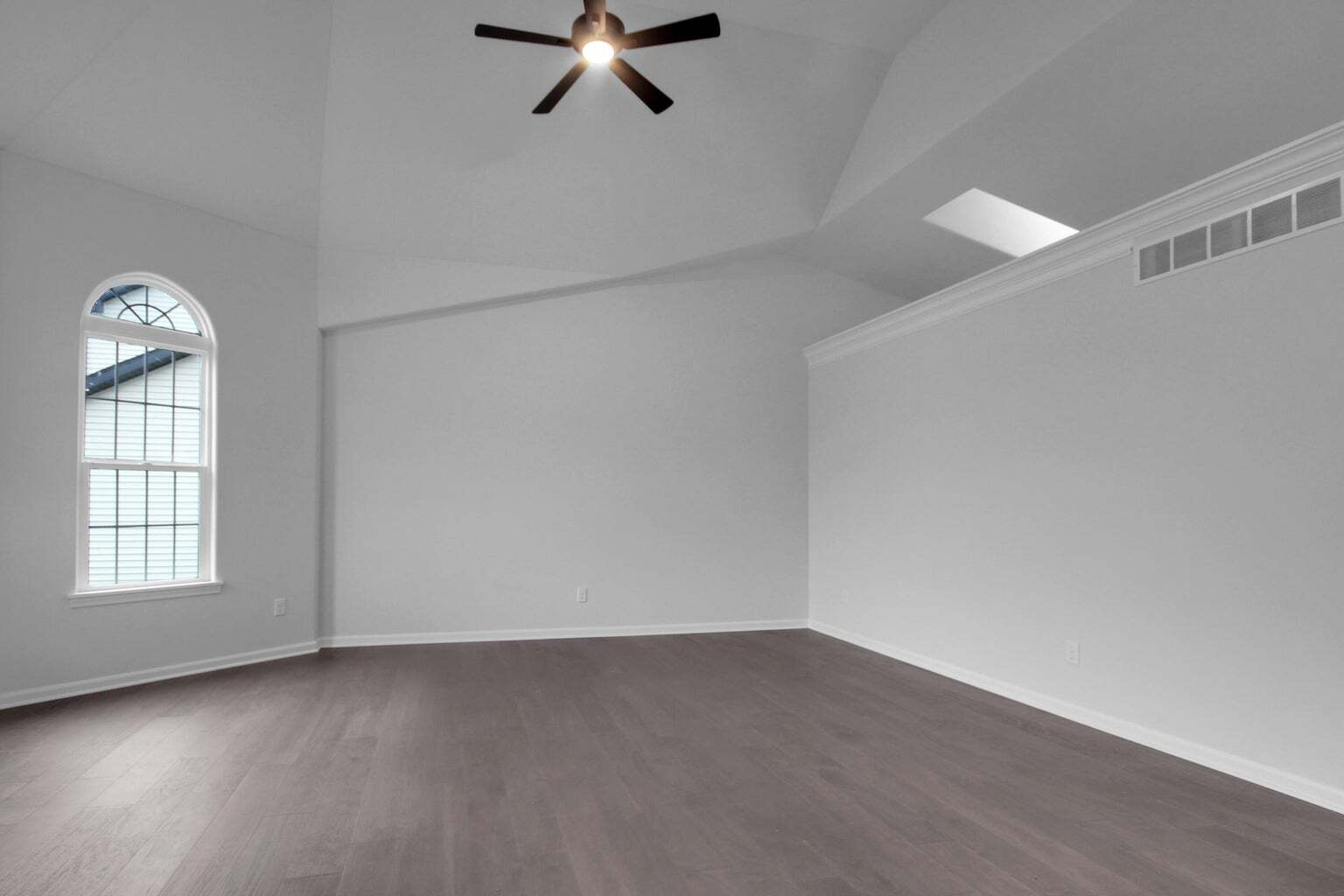 3008 W 82nd Place Property Photo 4