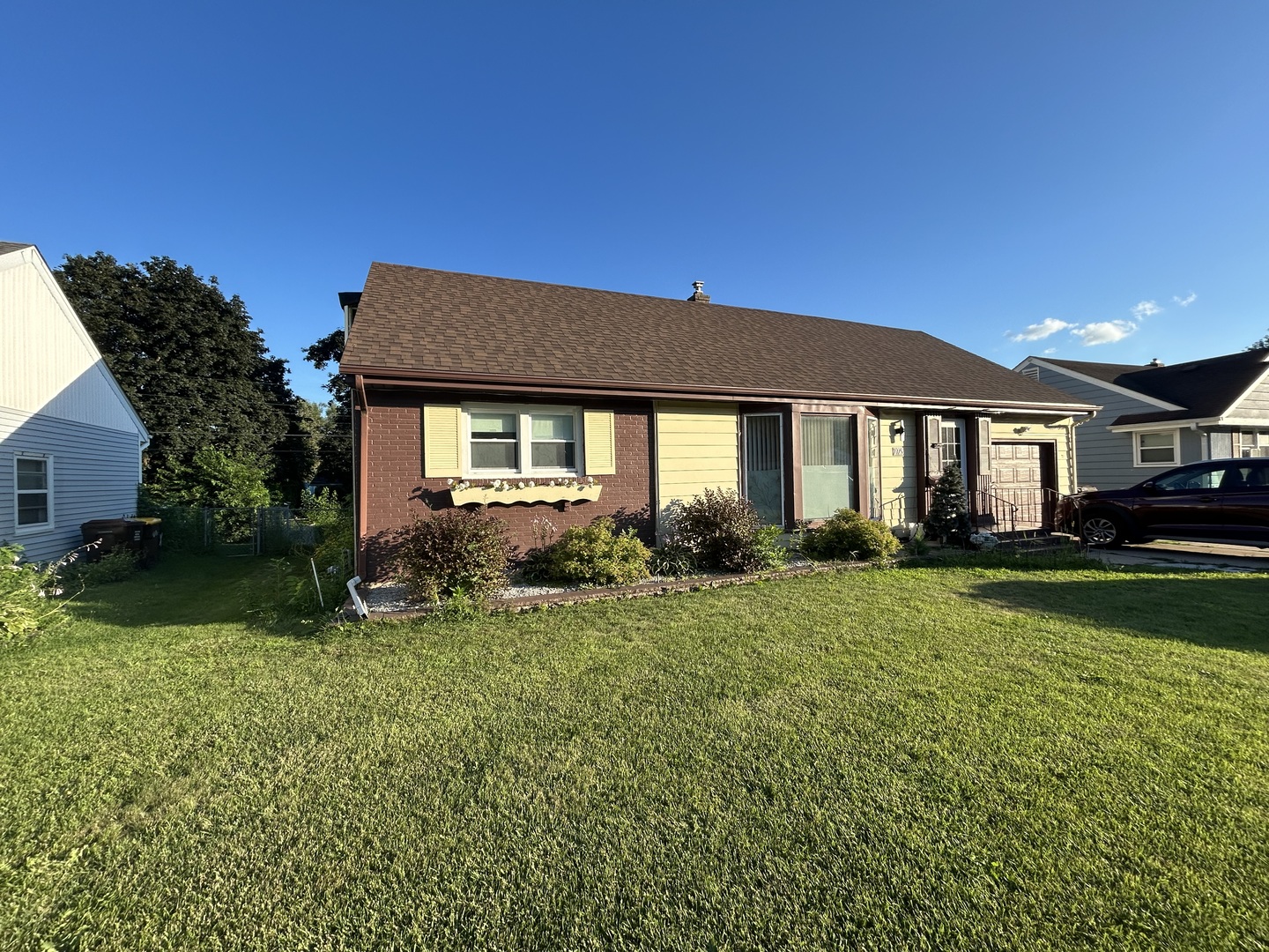 2725 Hooker Avenue Property Photo 1