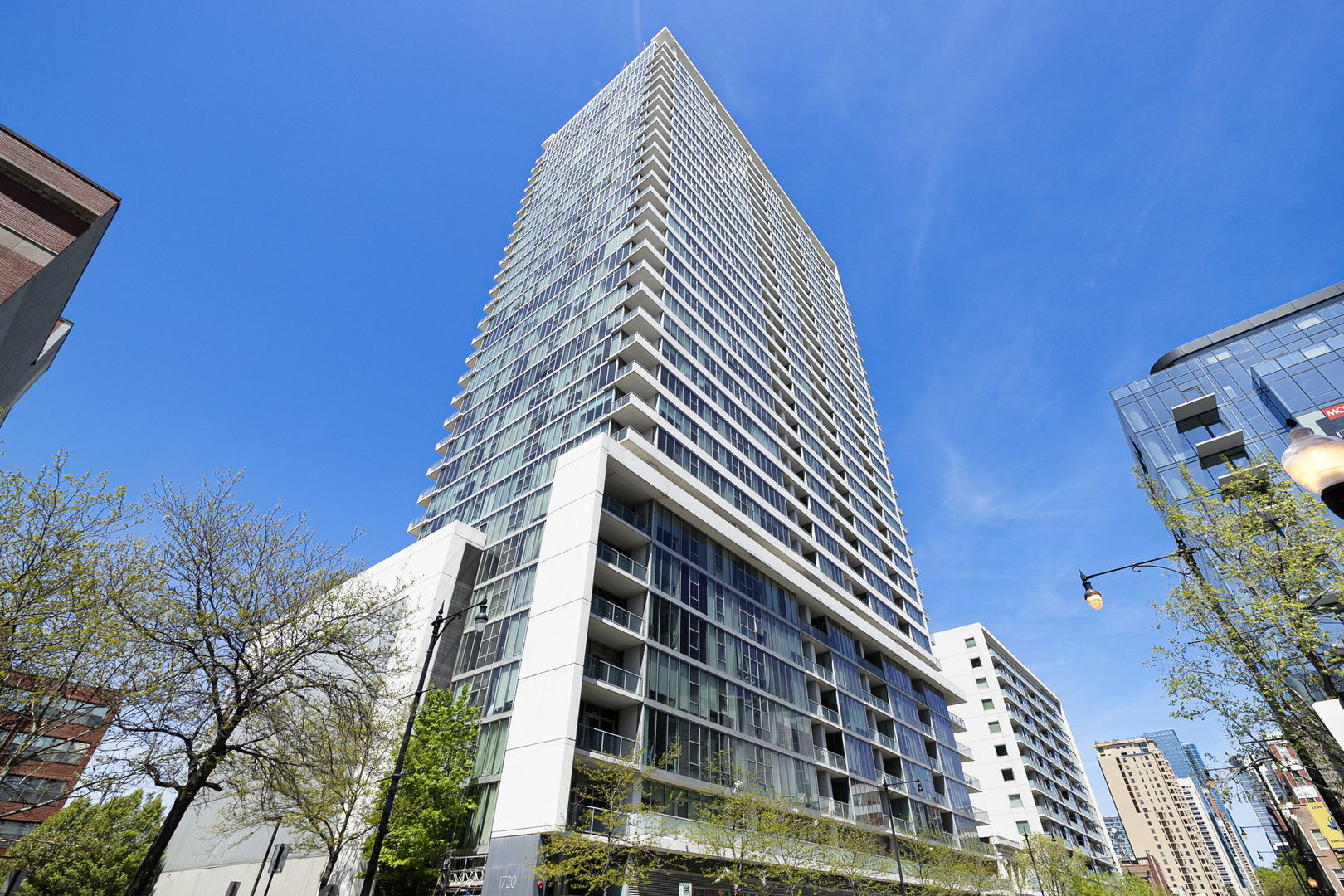 1720 S Michigan Avenue 1602 Property Photo 1