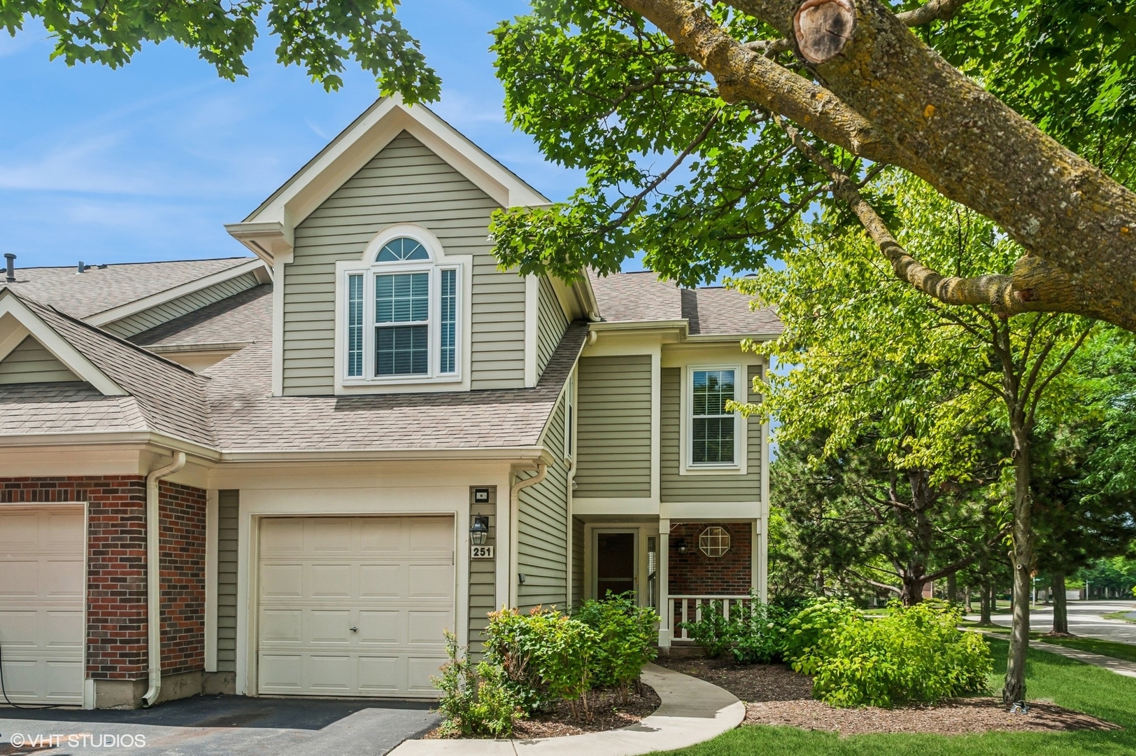 251 Cobblestone Court Property Photo 1