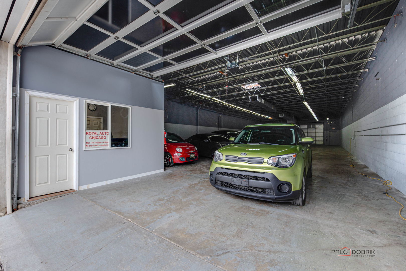 3445 N Pulaski Road Property Photo 6