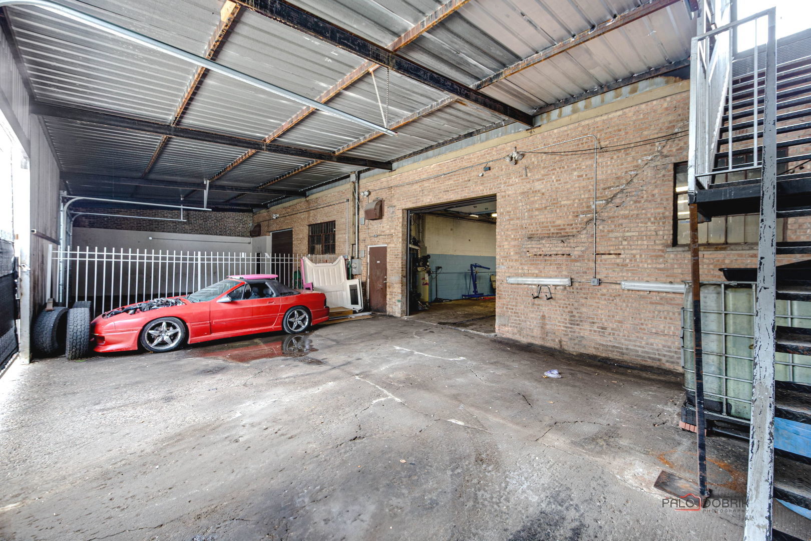 3445 N Pulaski Road Property Photo 15