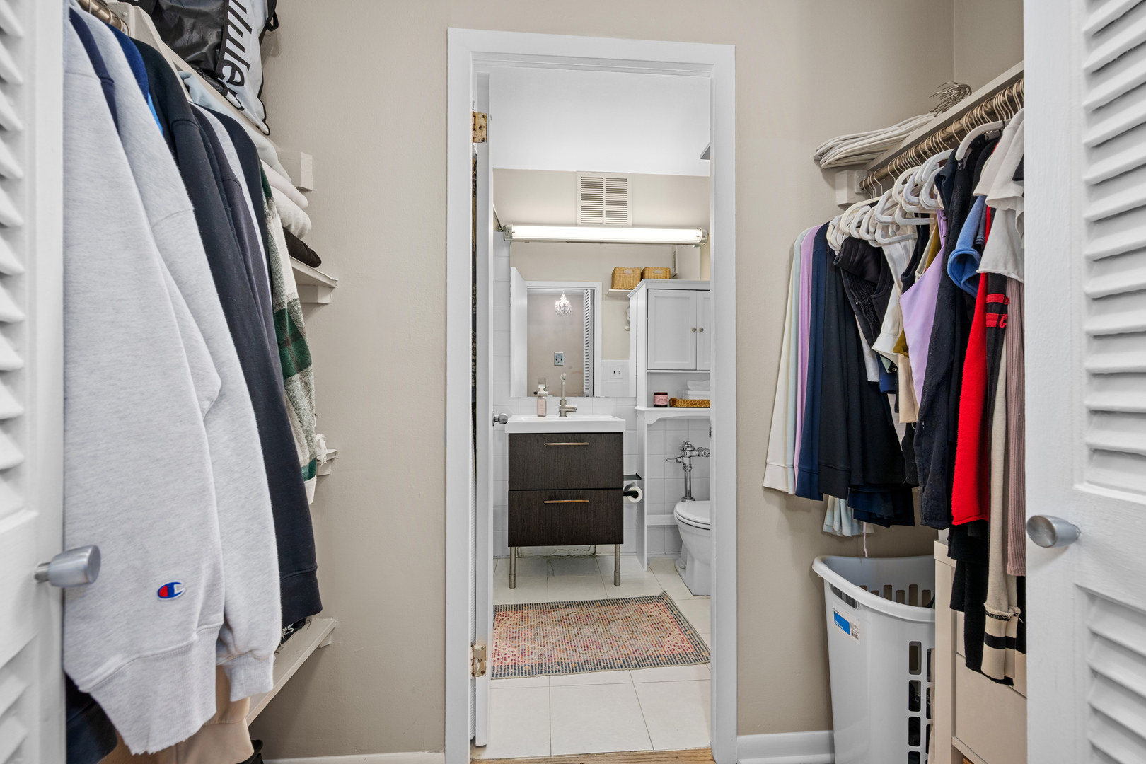 21 W Goethe Street 16e Property Photo 11