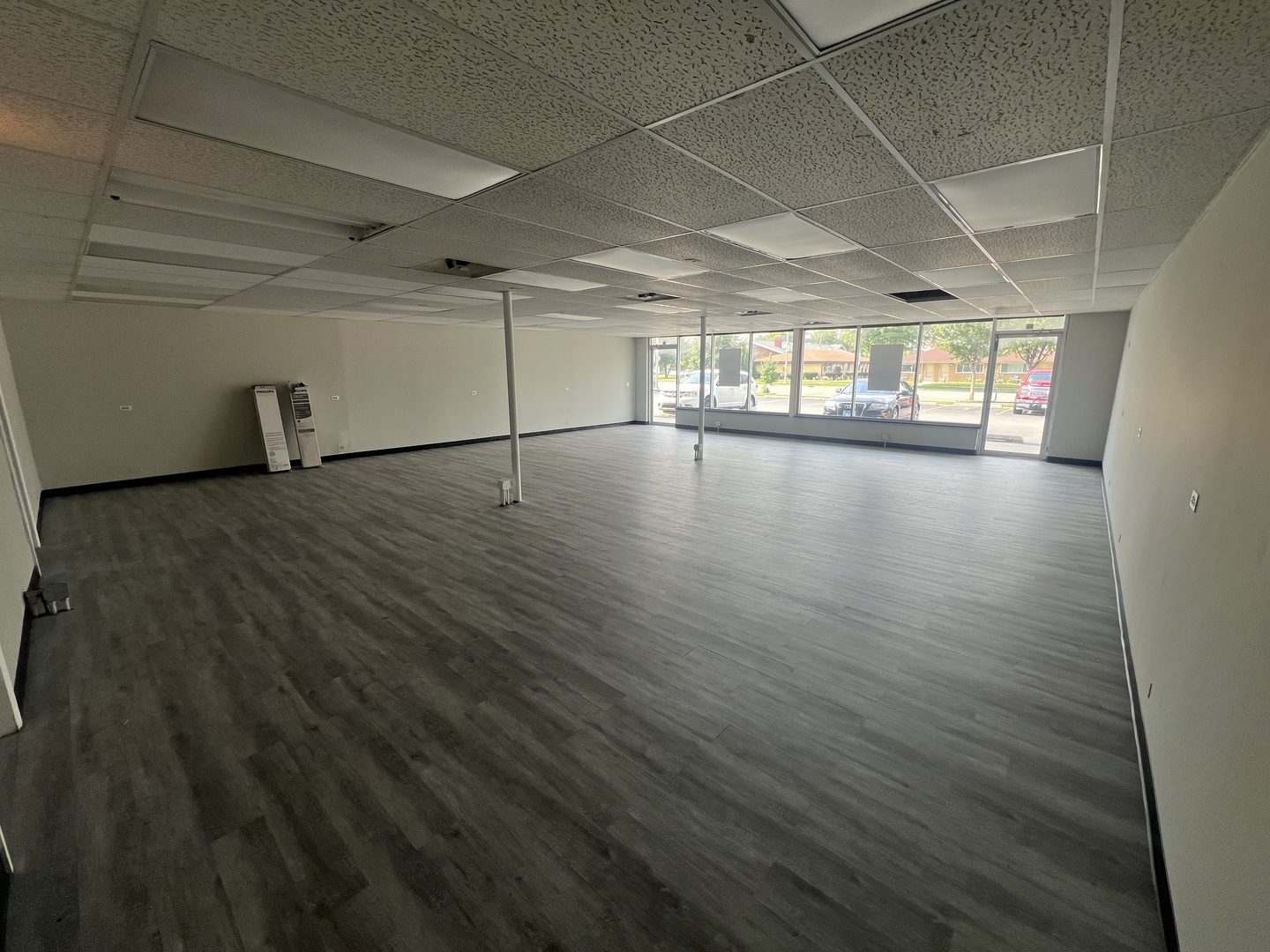 49 E Fullerton Avenue Property Photo 4