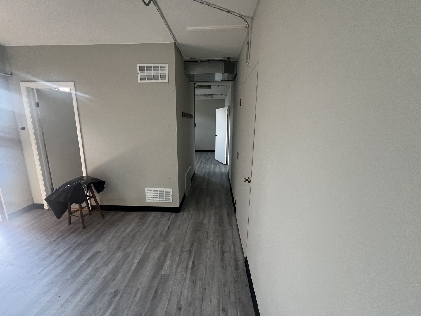 49 E Fullerton Avenue Property Photo 9