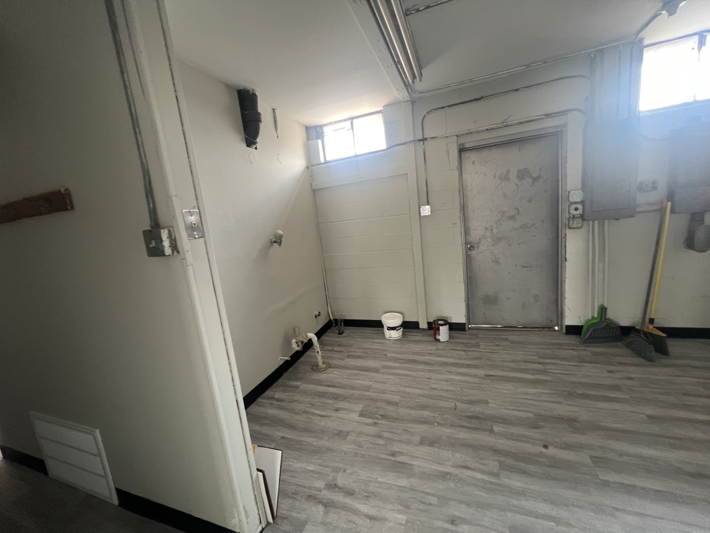49 E Fullerton Avenue Property Photo 10