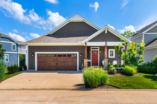 17 Windward Way Property Photo 1