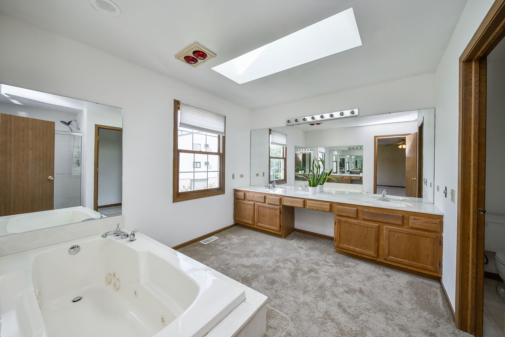 431 Orleans Avenue 431 Property Photo 16